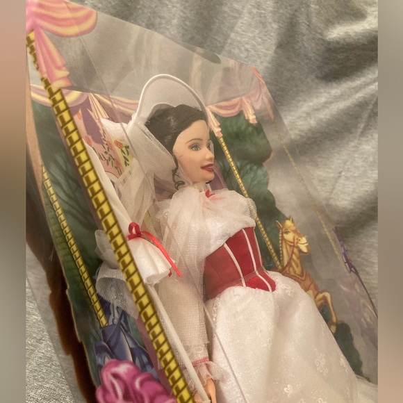 SOLD // Mattel Disney Mary Poppins 2005 Fashion Doll - Collectible Packaging - Picture 6 of 16